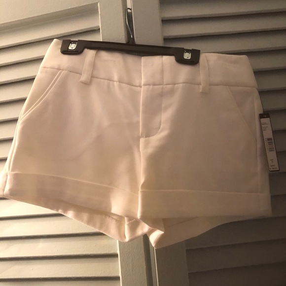 Alice + Olivia shorts - Picture 7 of 10